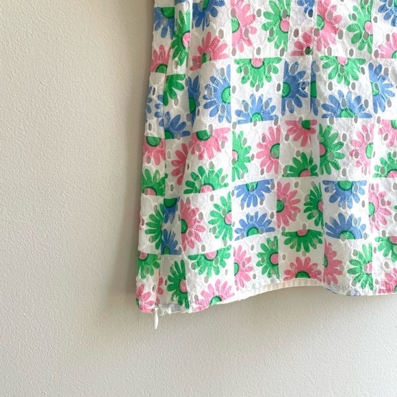 Talbots Daisy Eyelet Shell Tank Top, Pink Blue Green White, Size Small - Picture 4 of 5